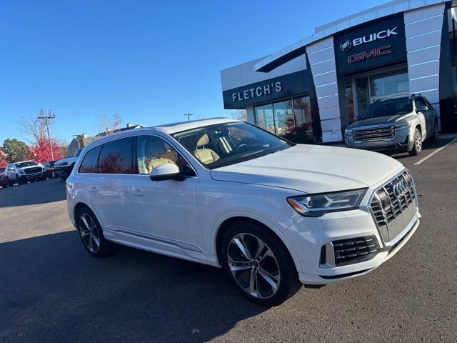 2022 Audi Q7 Prestige photo 3