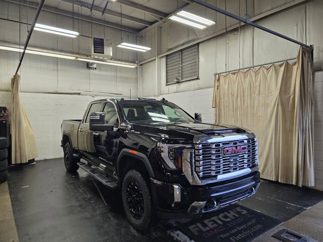 2025 Gmc Sierra 2500 HD Denali photo 2