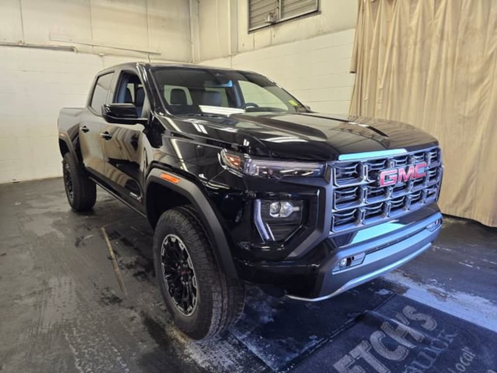 New 2026 GMC Canyon AT4 Truck