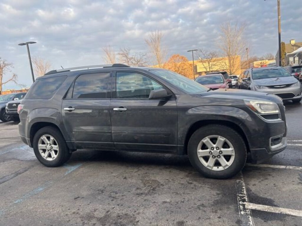 Used 2015 GMC Acadia SLE SUV