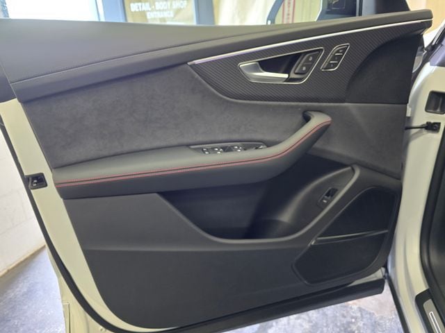 2026 Audi SQ8 Prestige - Photo 13