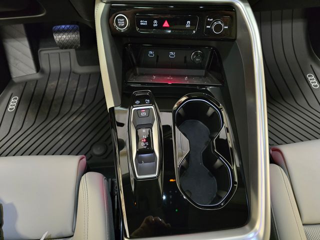 2026 Audi Q5 Prestige - Photo 17