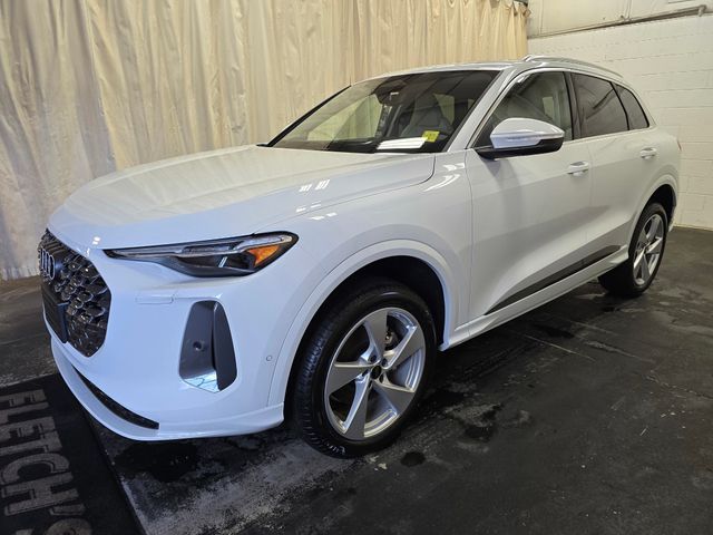 2025 Audi New Q5 Prestige's photo