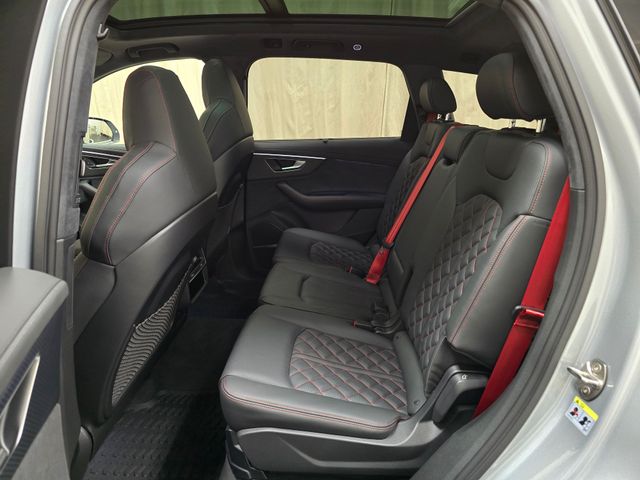 2026 Audi SQ7 Prestige - Photo 33