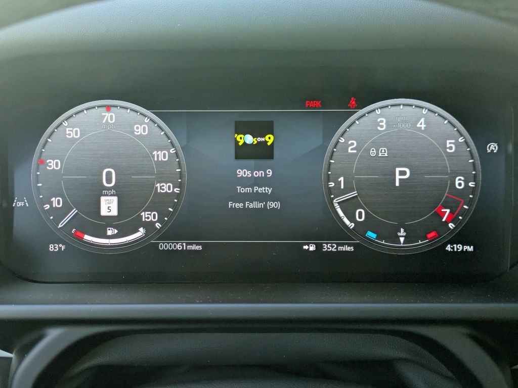 2026 Land Rover Defender X-Dynamic SE - Photo 29