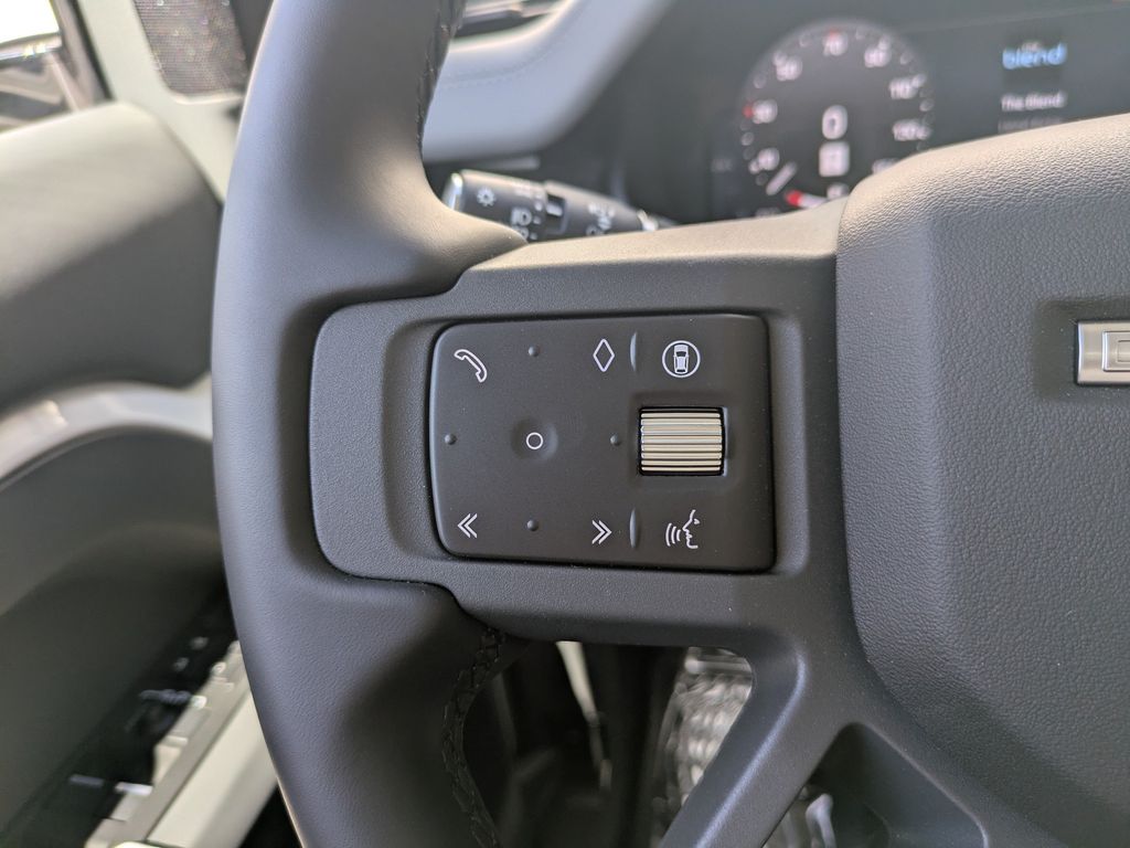 2026 Land Rover Defender X-Dynamic SE - Photo 27