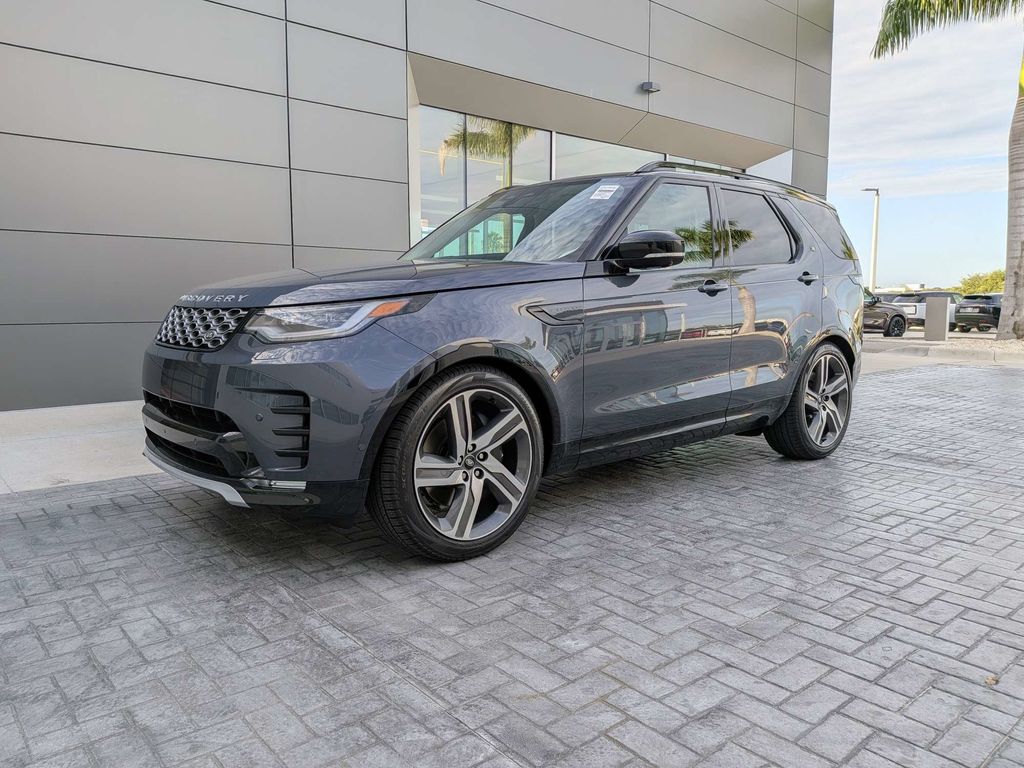 2026 Land Rover Discovery