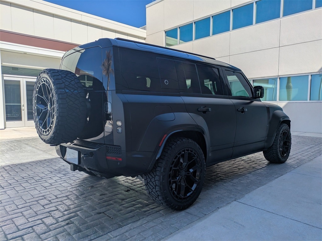 New 2026 Land Rover Defender 110 Octa Black V8 SUV