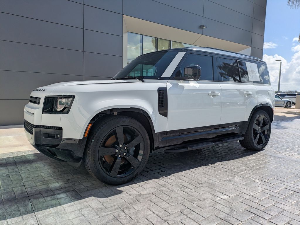 2026 Land Rover Defender X-Dynamic SE - Photo 9