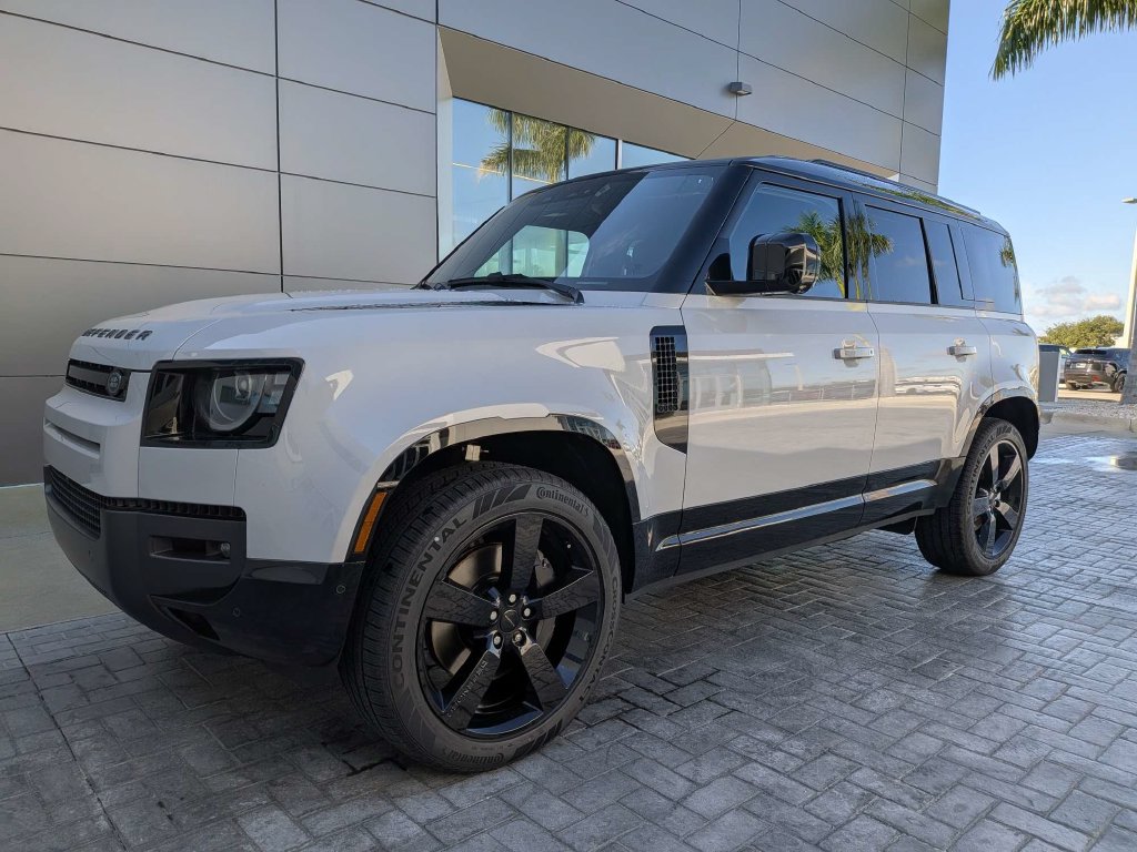 2026 Land Rover Defender