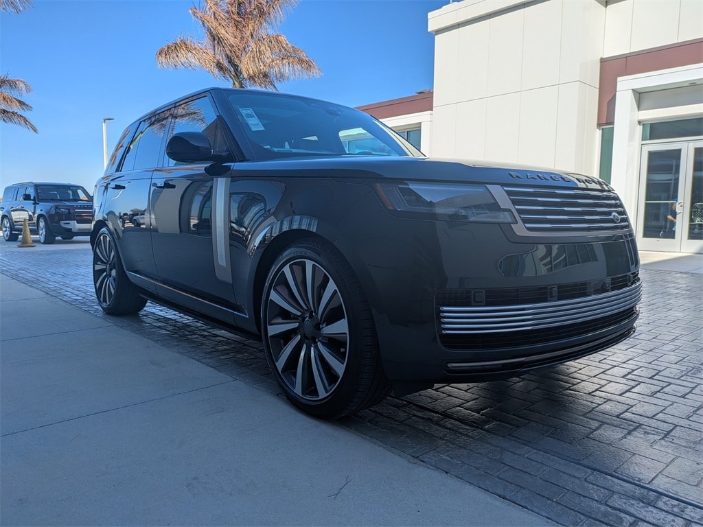 New 2026 Land Rover Range Rover SV 615PS SUV