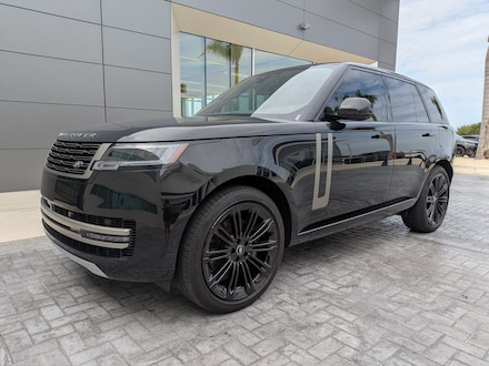 2025 Land Rover Range Rover P400 SE SUV
