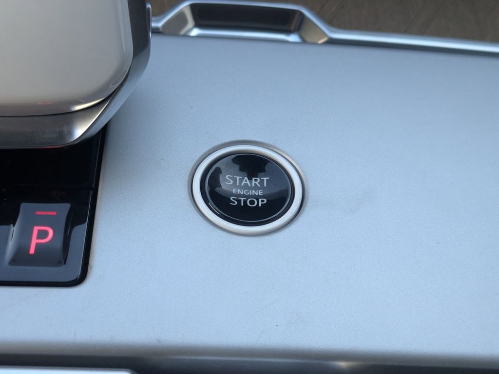 2026 Land Rover Range Rover SV - Photo 31
