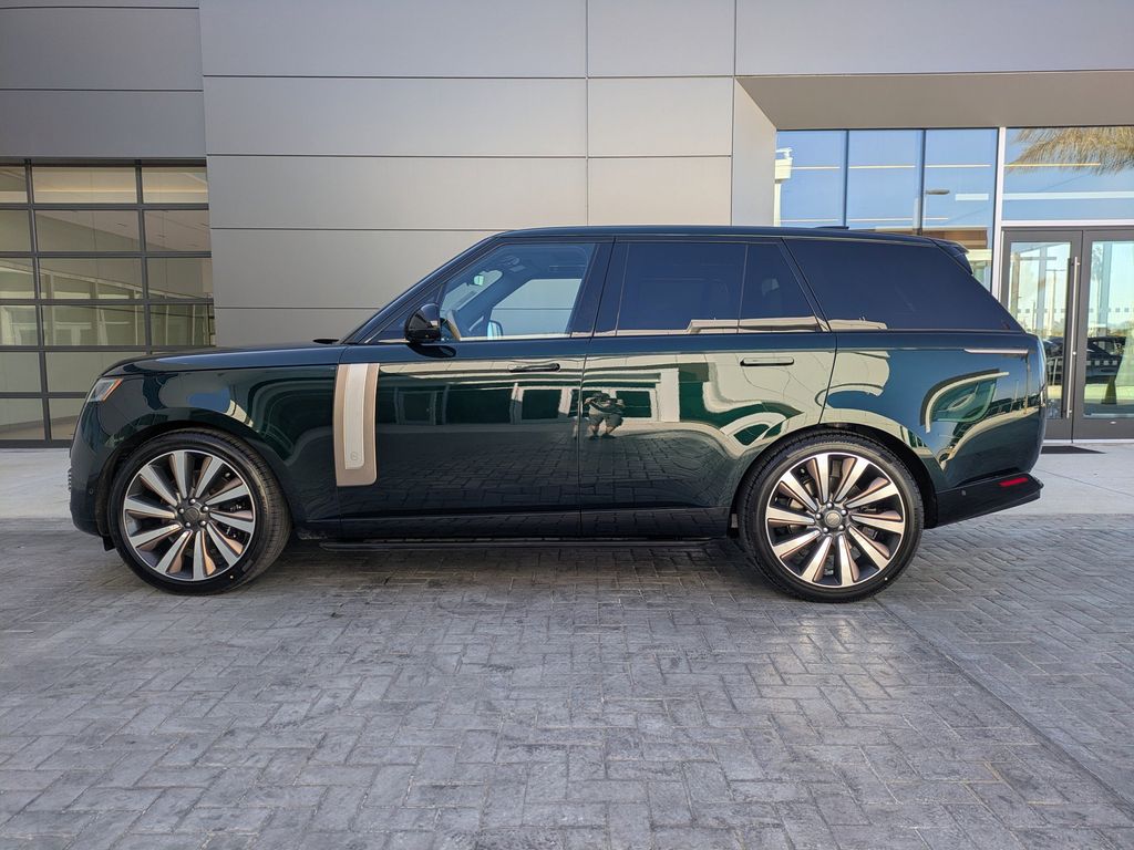 2026 Land Rover Range Rover SV - Photo 7