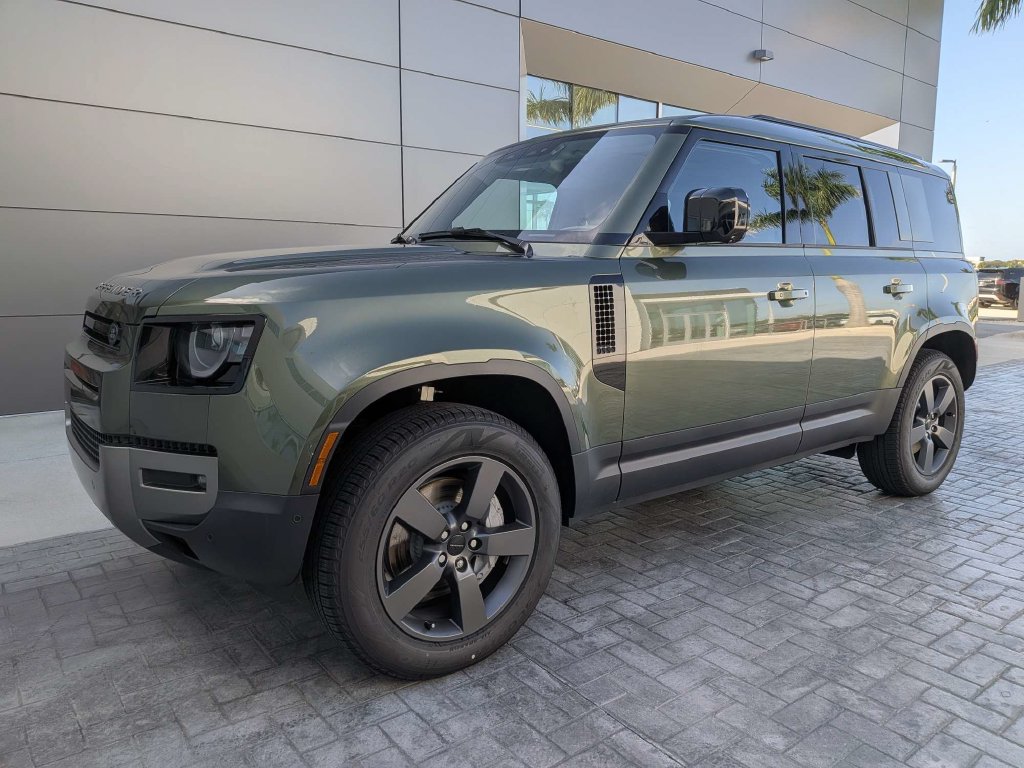 2026 Land Rover Defender