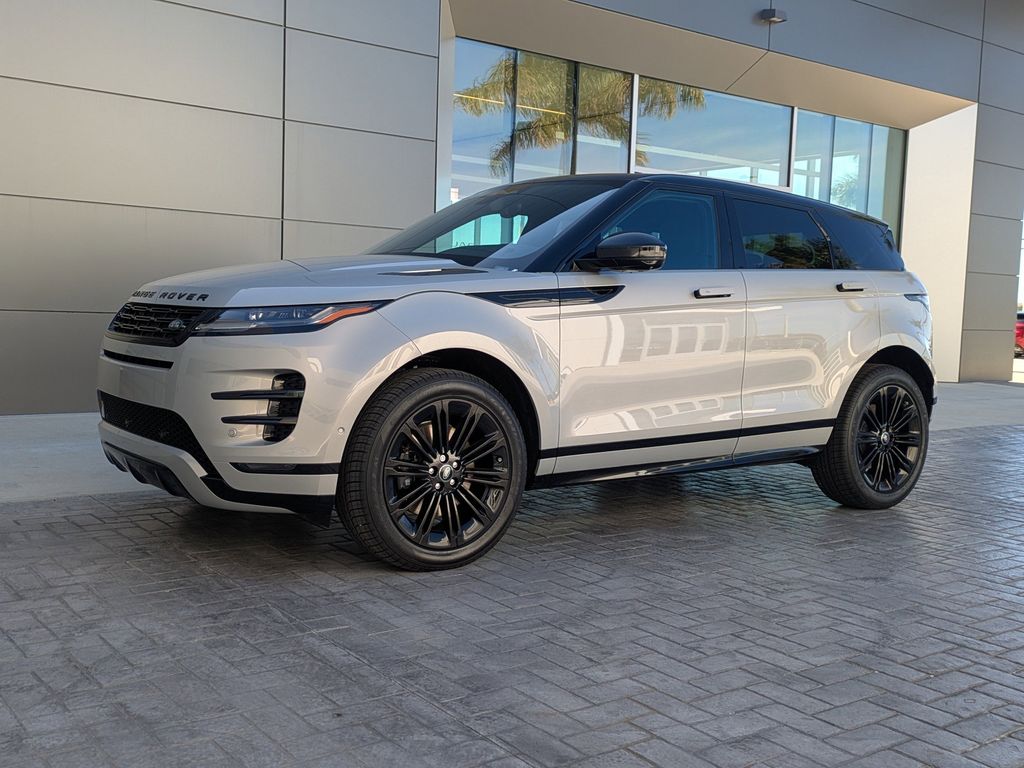 2026 Land Rover Range Rover Evoque Dynamic SE