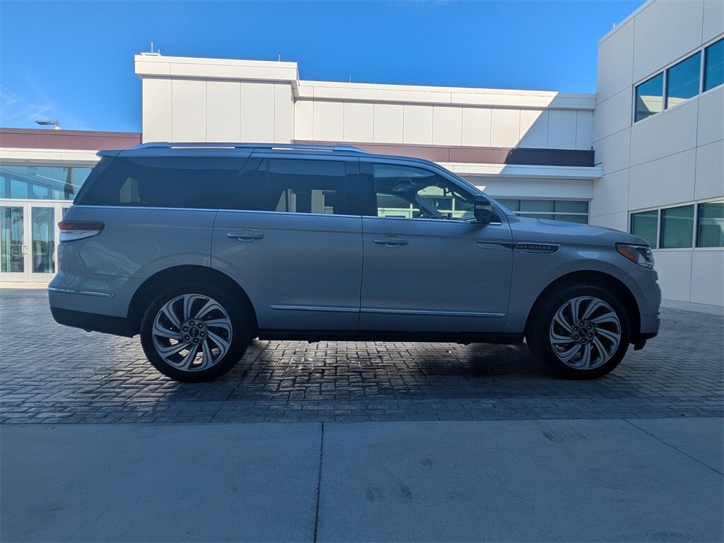 Used 2022 Lincoln Navigator Reserve SUV