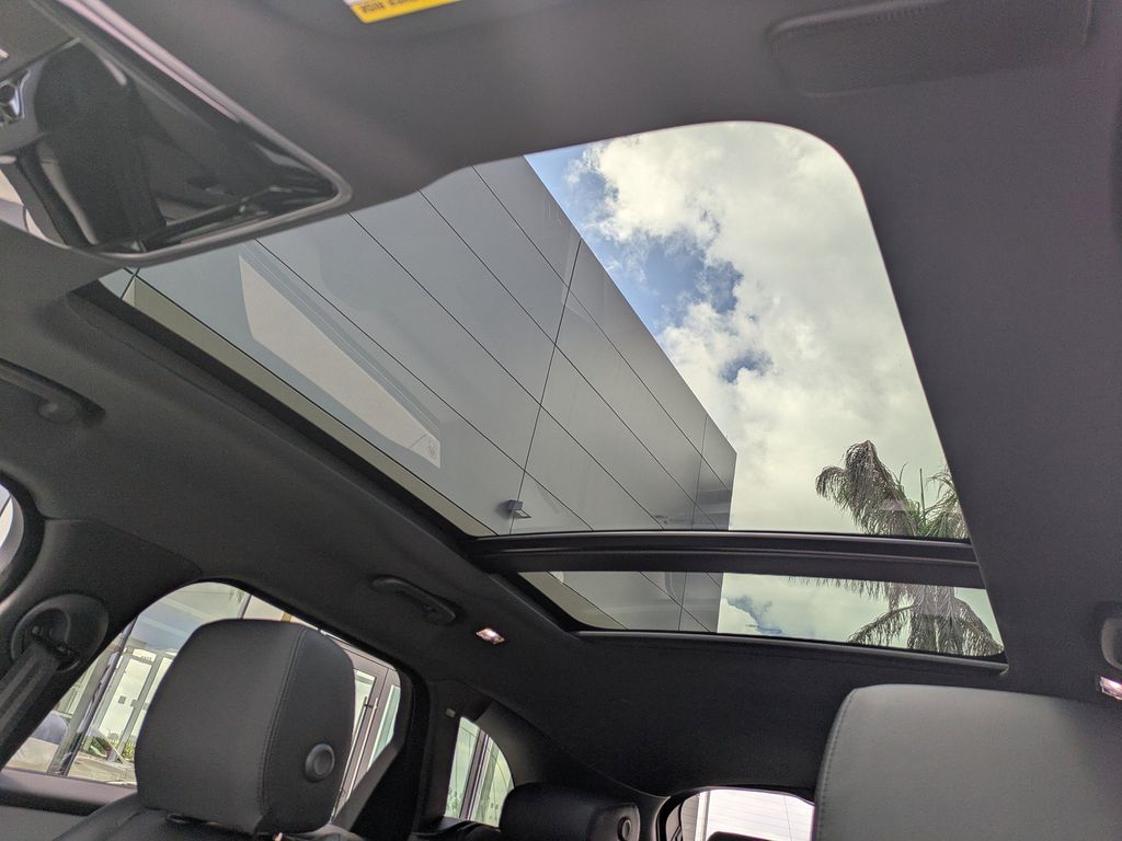 2026 Land Rover Range Rover Velar Dynamic SE - Photo 23