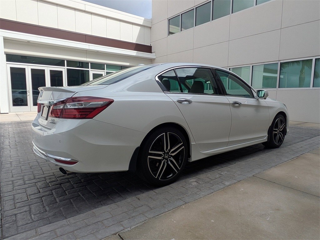Used 2017 Honda Accord Touring V6 Sedan