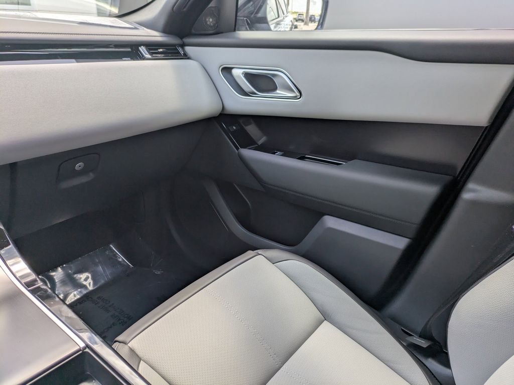 2026 Land Rover Range Rover Velar Dynamic SE - Photo 19