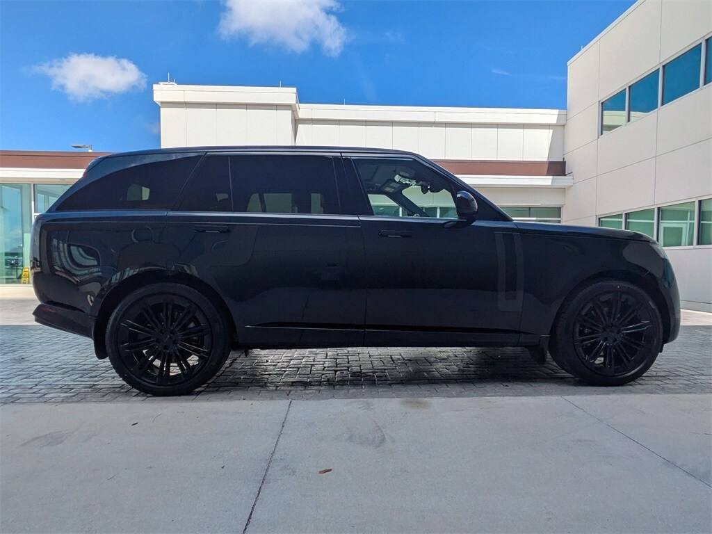 New 2026 Land Rover Range Rover SE 7 Seats 530PS SUV