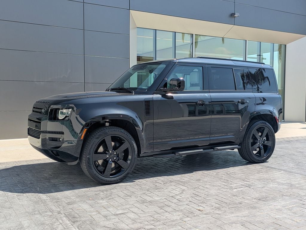 2026 Land Rover Defender 110 X-Dynamic SE P400's photo