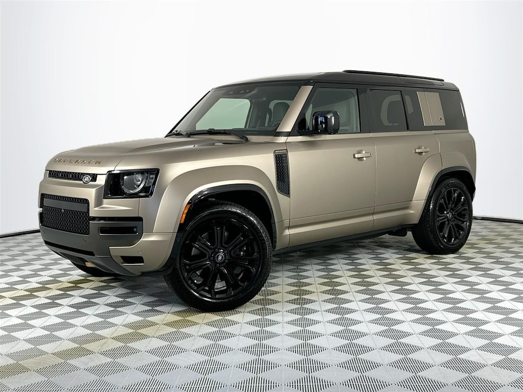 Used 2025 Land Rover Defender 110 V8 SUV