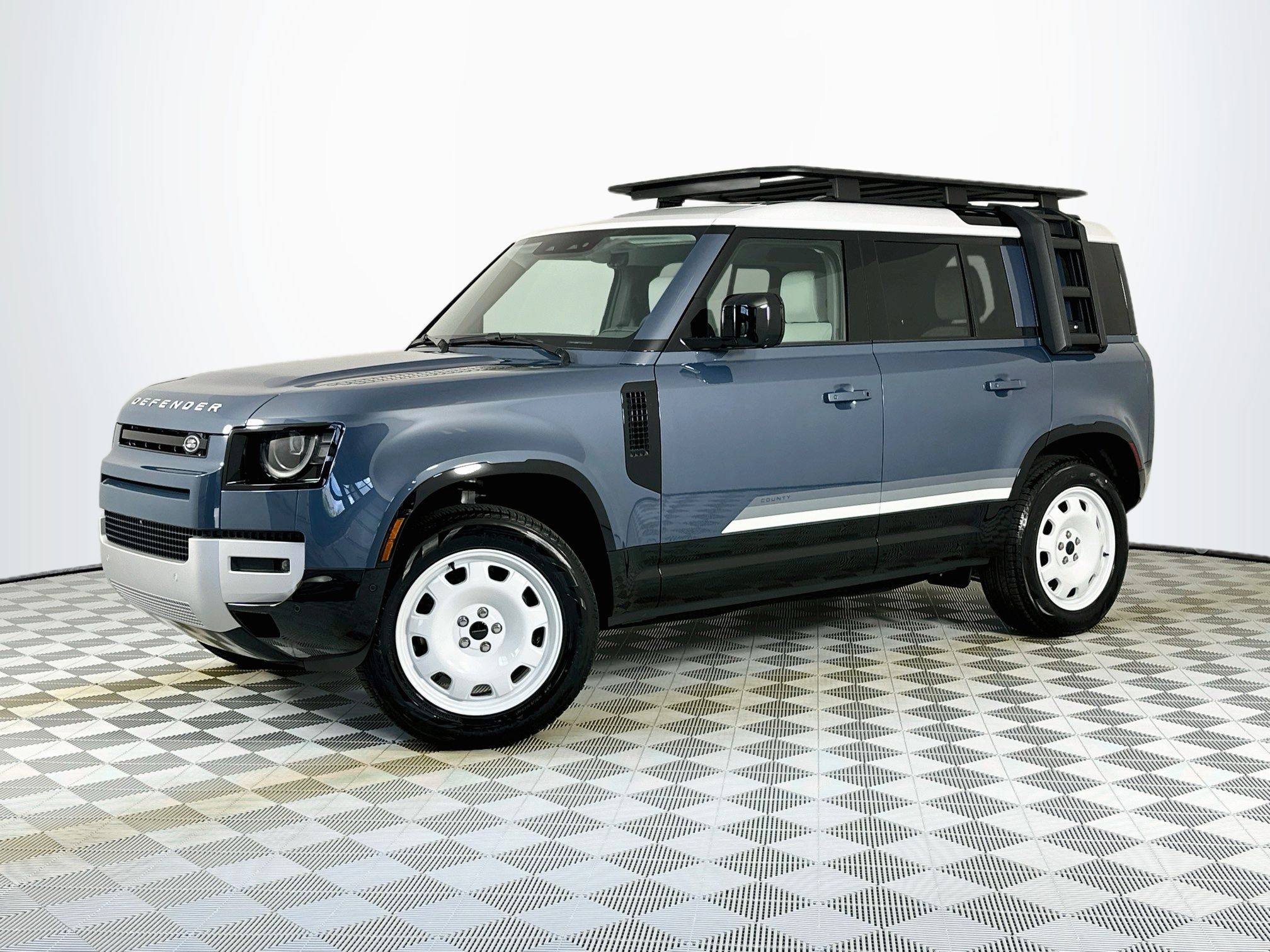 2026 Land Rover Defender 110