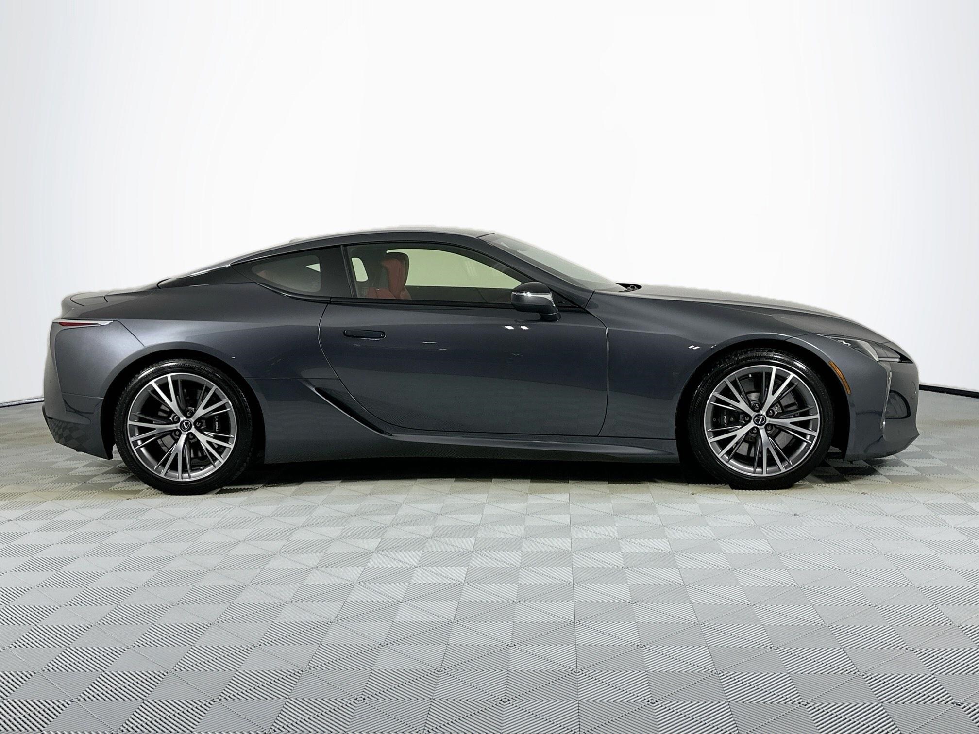 2023 Lexus LC 500 photo 4
