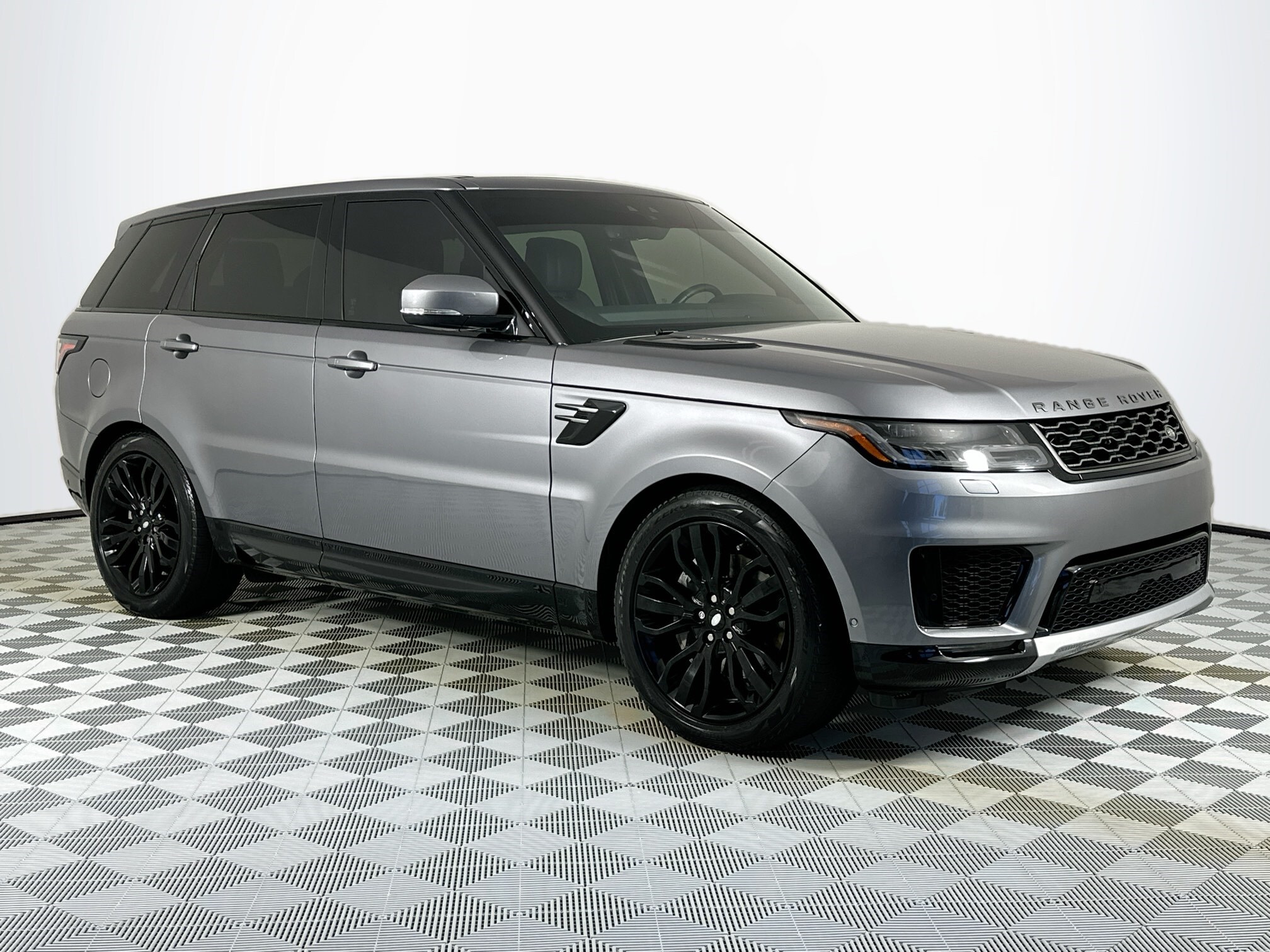 2022 Land Rover Range Rover Sport HSE Silver Edition photo 3
