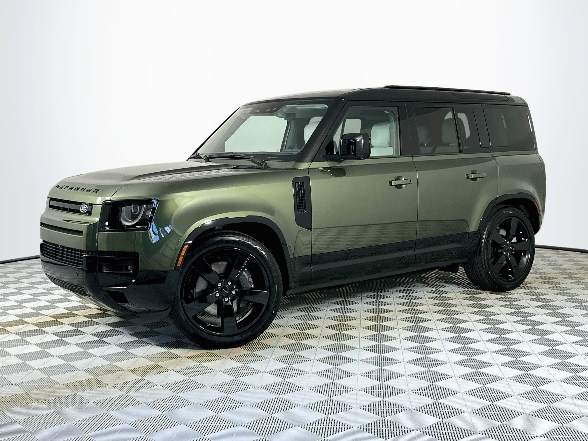 2026 Land Rover Defender 110