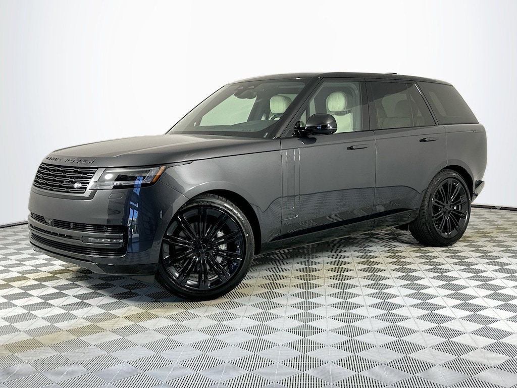 New 2026 Land Rover Range Rover SE 400PS