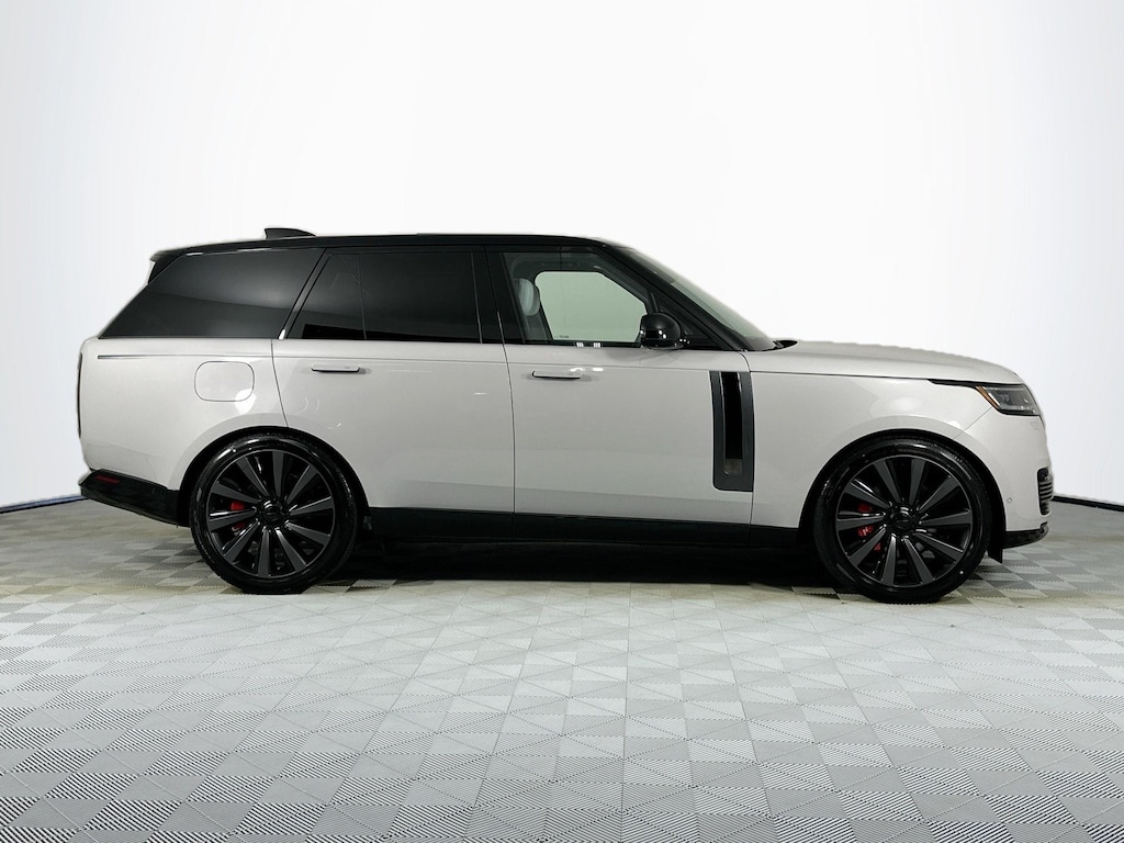 New 2026 Land Rover Range Rover SV SUV