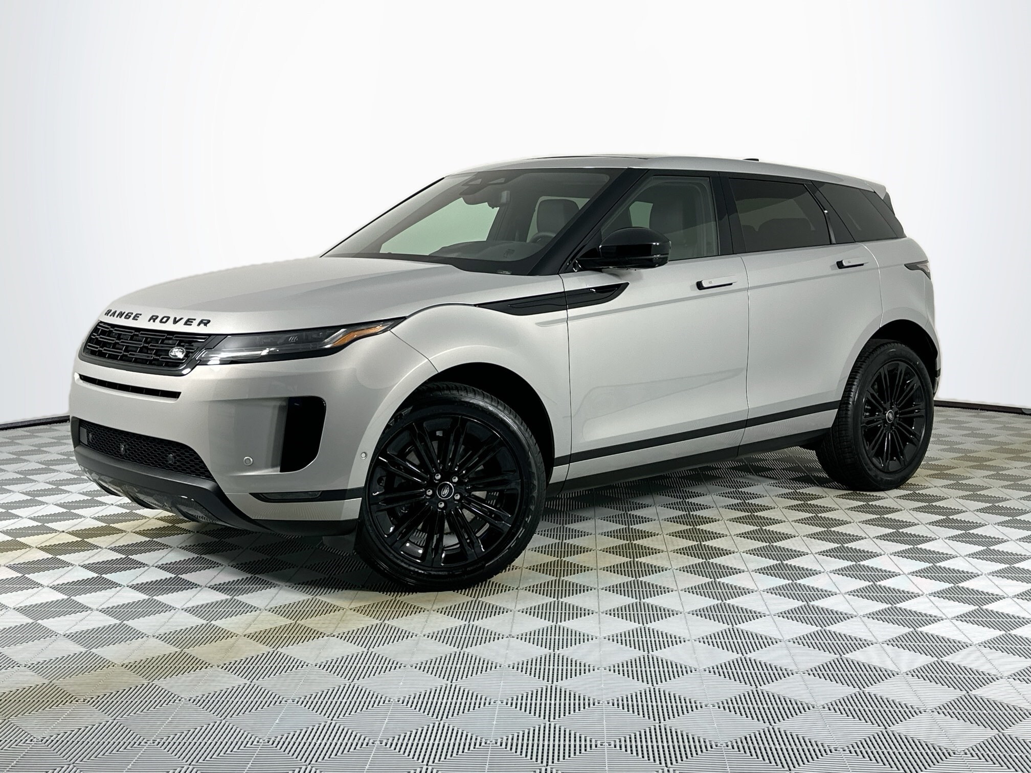 2026 Land Rover Range Rover Evoque
