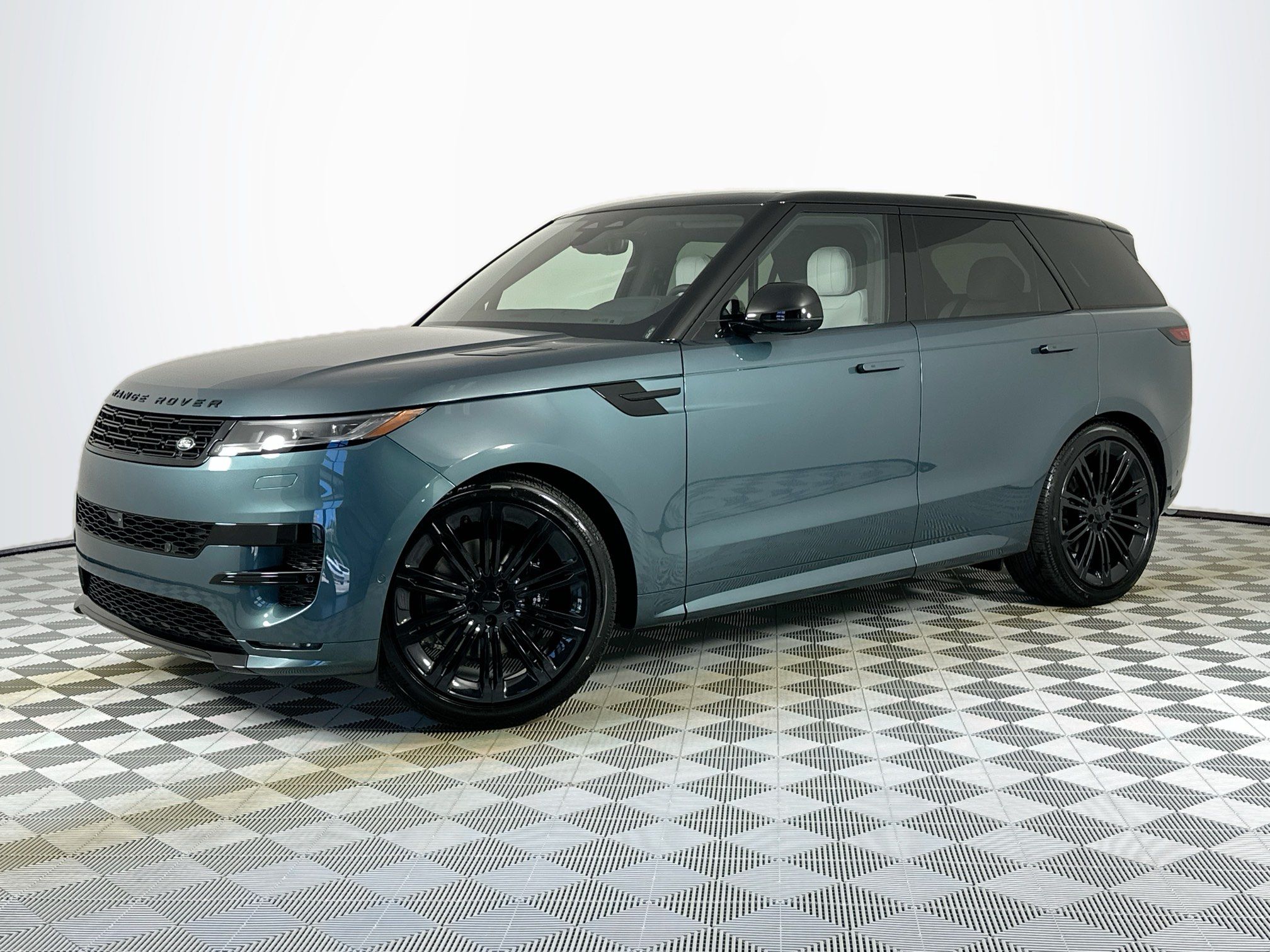 2026 Land Rover Range Rover Sport