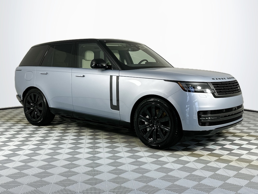 New 2026 Land Rover Range Rover SE SUV