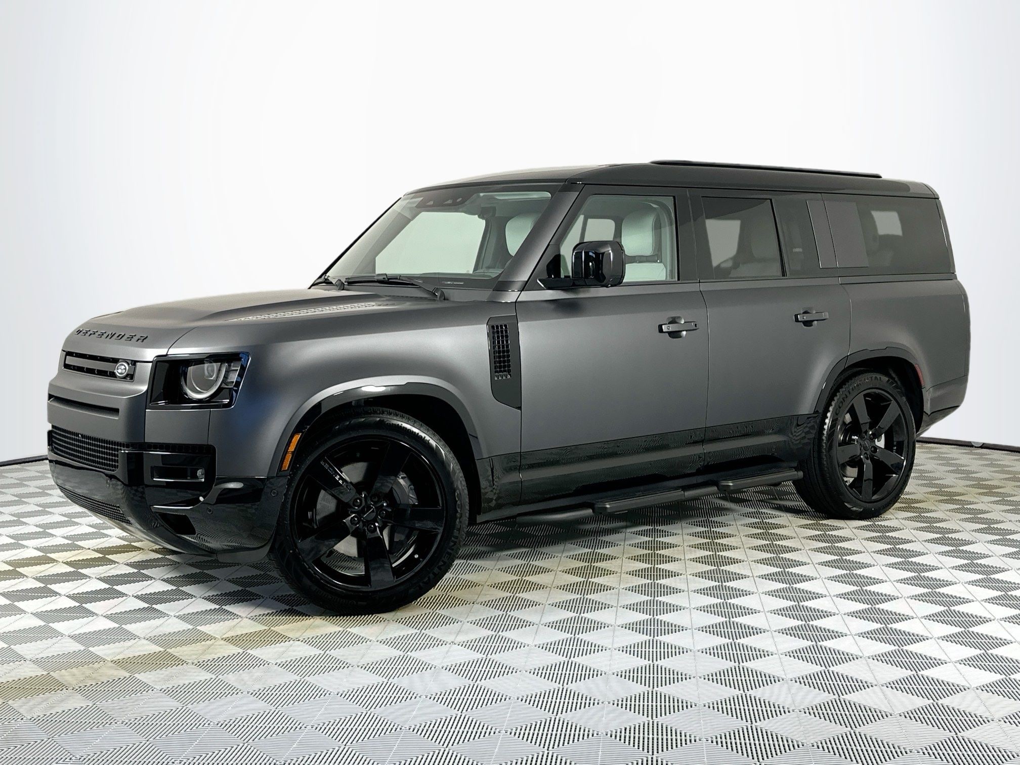 2026 Land Rover Defender 130