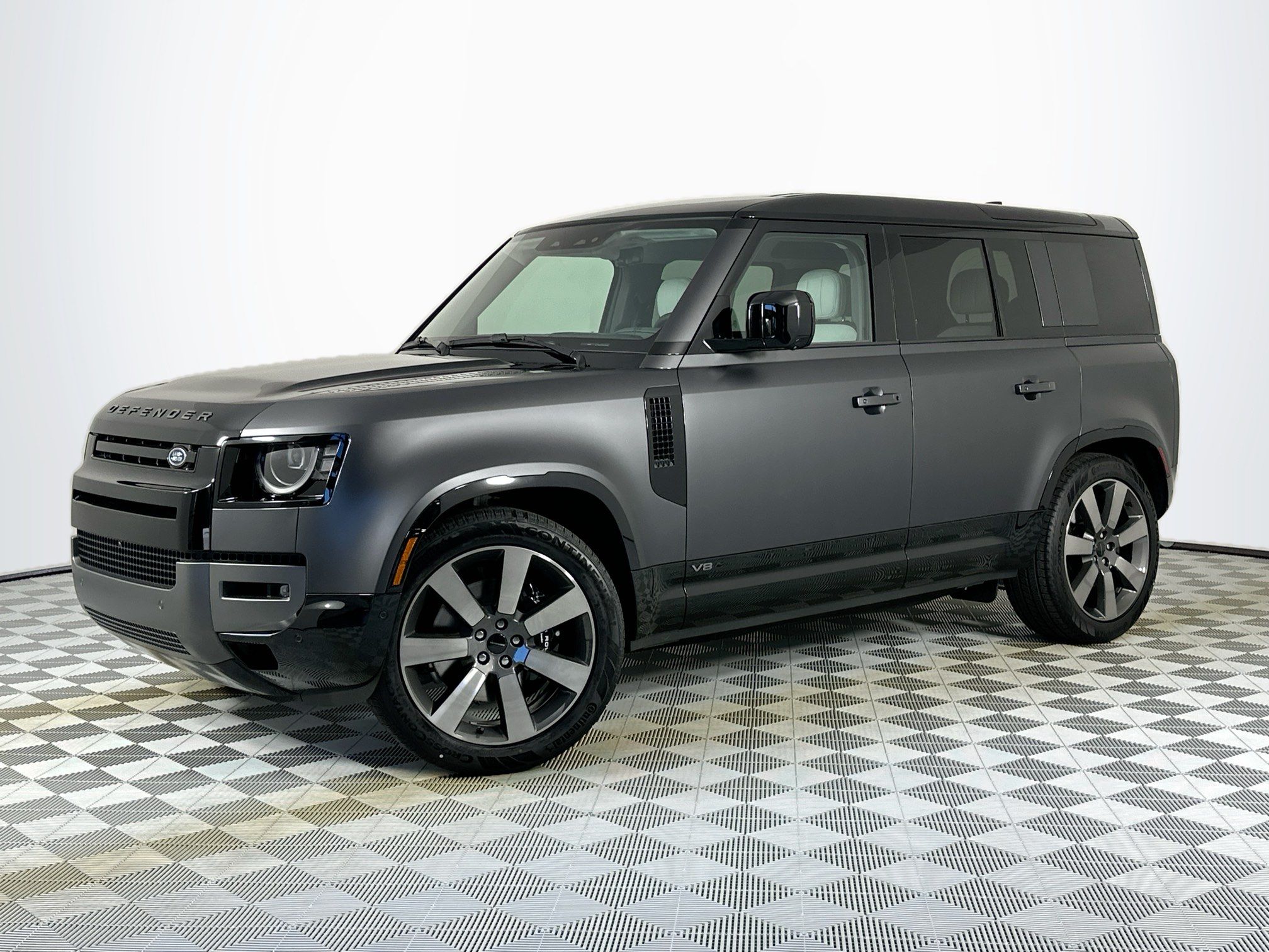 2026 Land Rover Defender 110