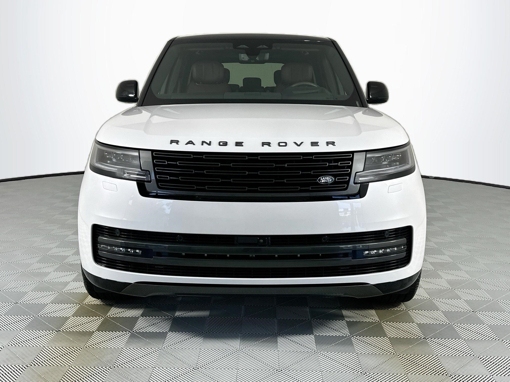 2025 Land Rover Range Rover Autobiography photo 2