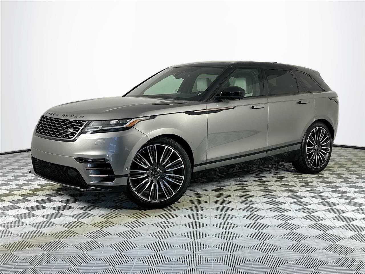 2018 Land Rover Range Rover Velar SE