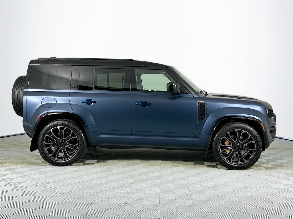 New 2026 Land Rover Defender 110 V8 SUV