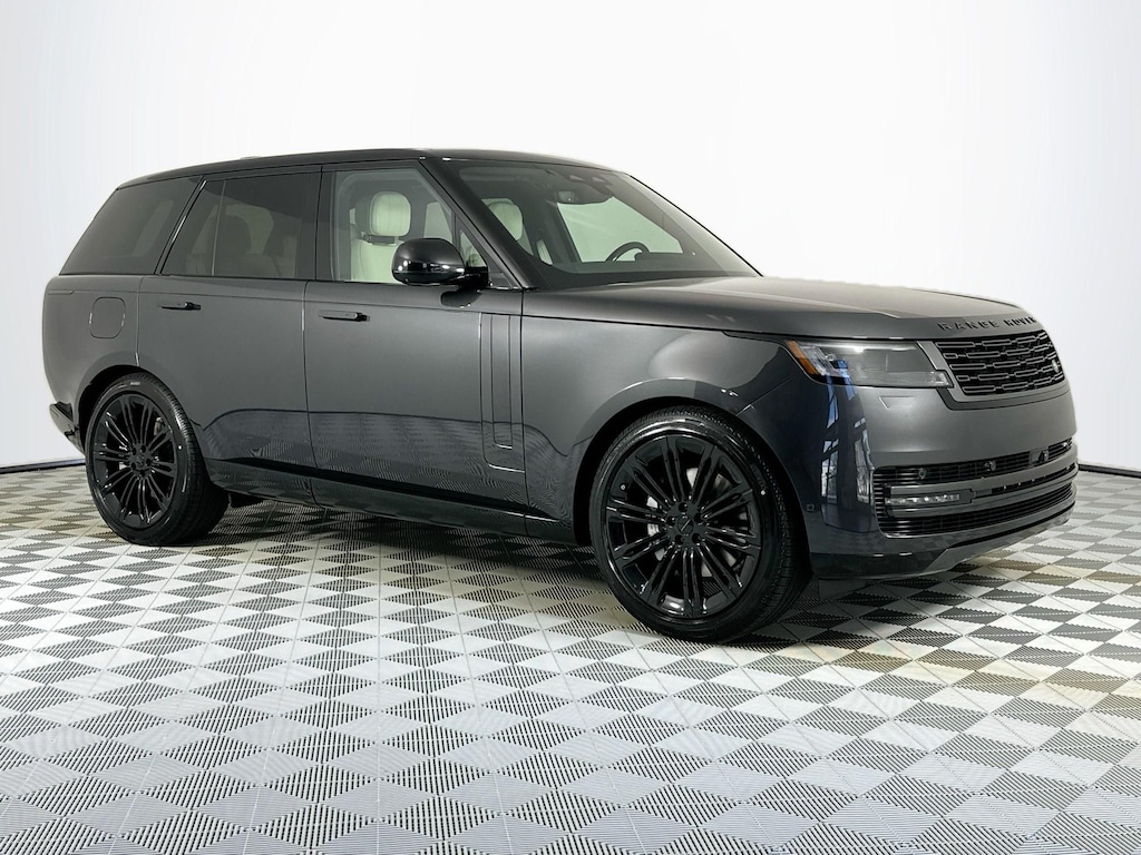 New 2026 Land Rover Range Rover SE 400PS