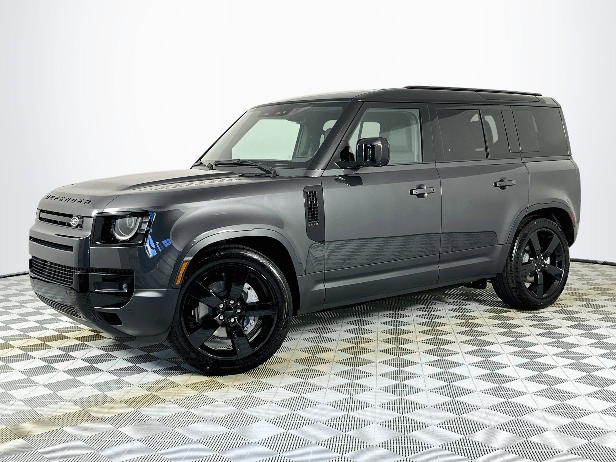 2026 Land Rover Defender 110