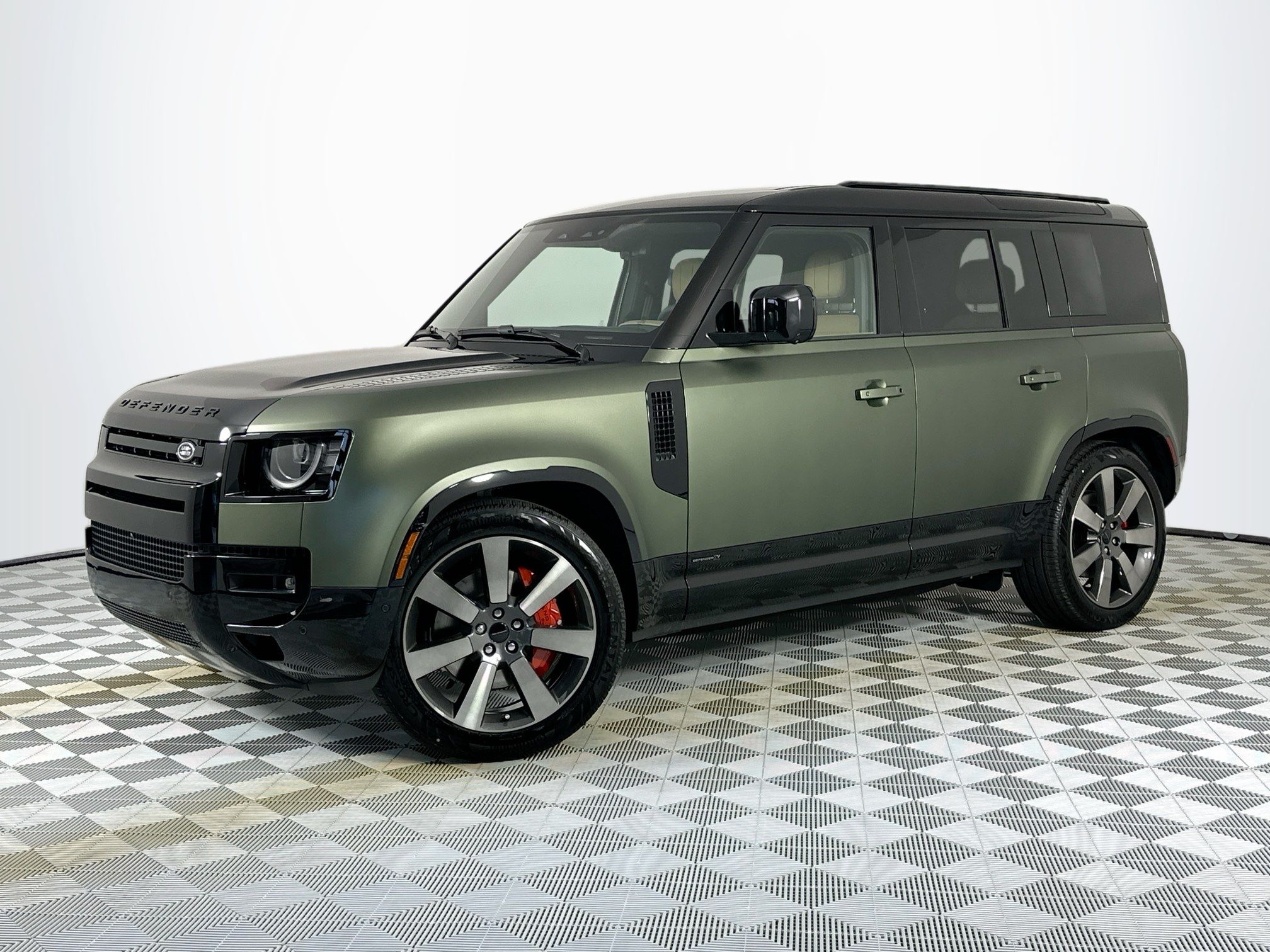 2026 Land Rover Defender 110
