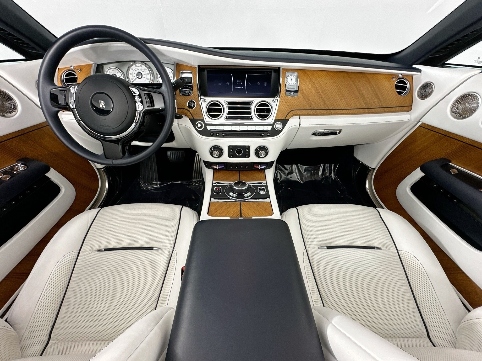 2018 Rolls Royce Dawn RR6 photo 4