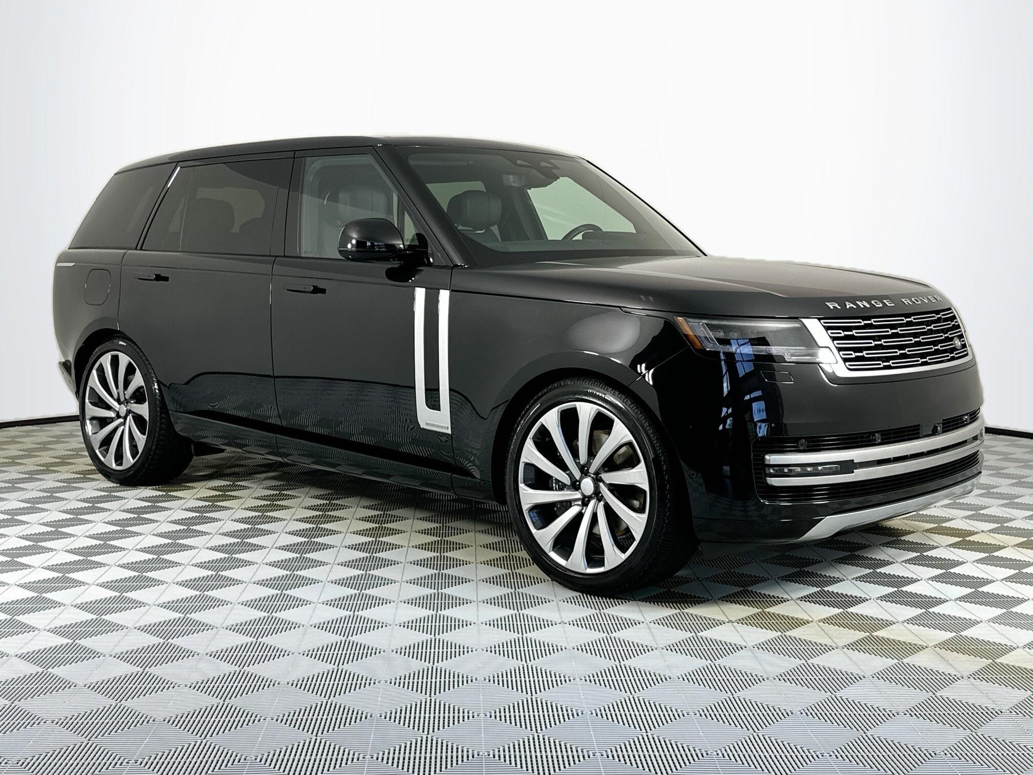 2025 Land Rover Range Rover Autobiography photo 3