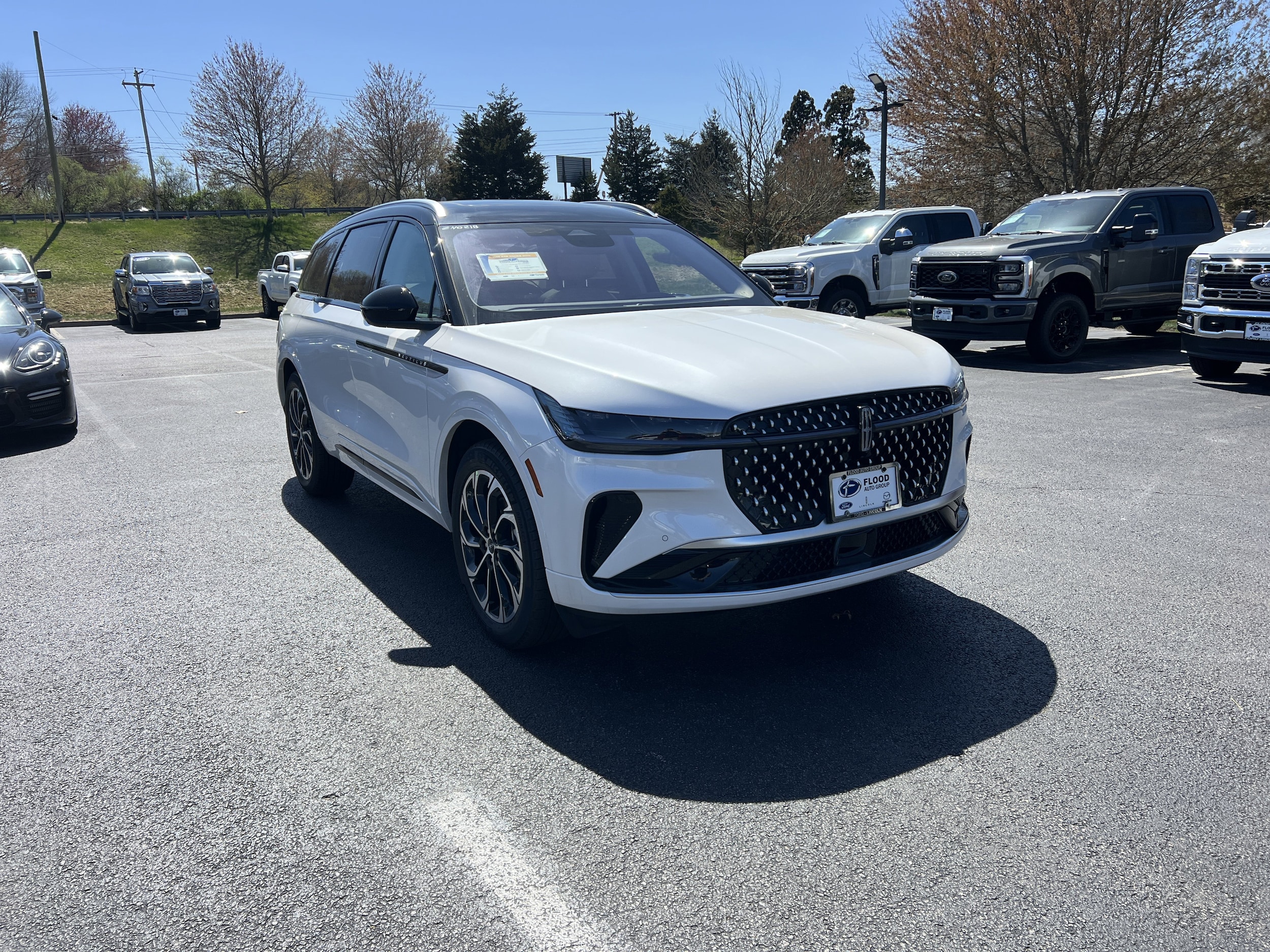 2025 Lincoln Nautilus Reserve's photo