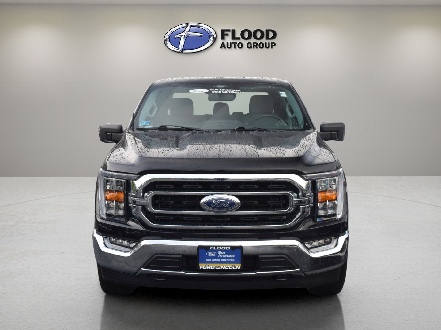 2022 Ford F-150 XLT photo 2