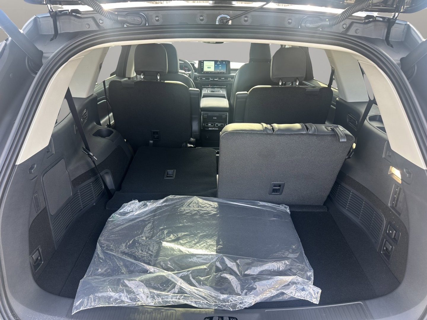 2026 Lincoln Aviator Premiere - Photo 18