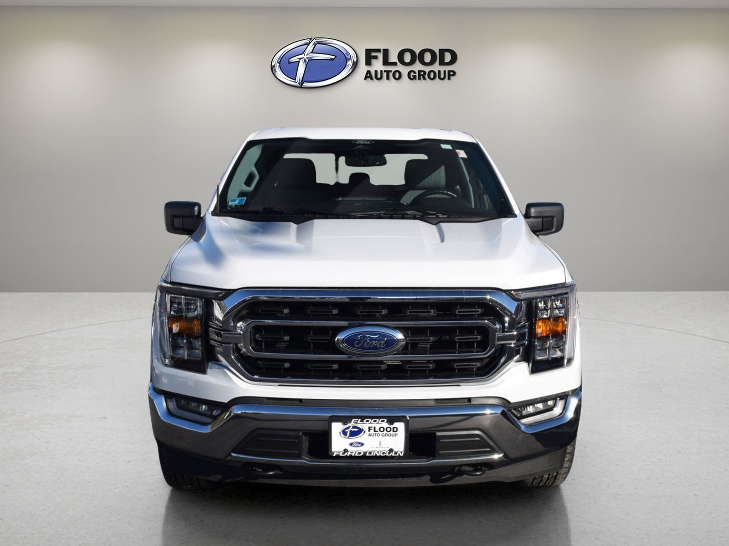 2022 Ford F-150 XLT photo 2